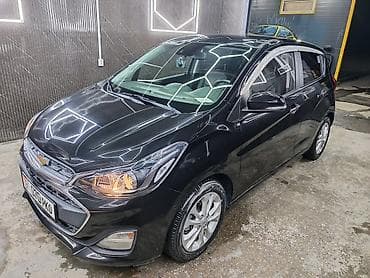 Chevrolet Spark: 2019 г., 1 л, Автомат, Бензин, Хэтчбэк