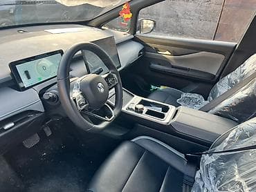 diamond city: Microcar : 2022 г., Автомат, Электромобиль, Хэтчбэк — 5