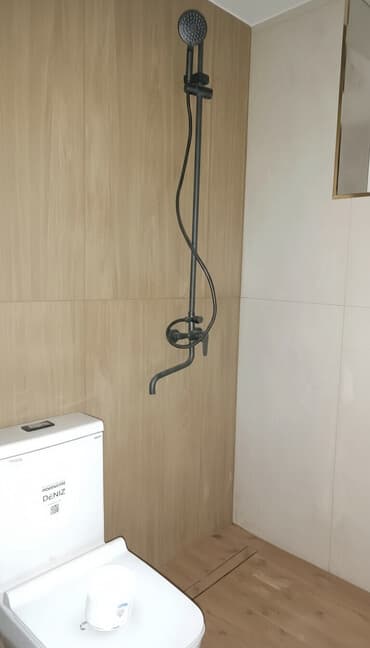 Ремонт под ключ: Подготовка стен для укладки, Подготовка стен для грунтовки, Гидроизоляционные работы | Керамогранитая плитка | Вертикальная укладка, Диагональная укладка, Горизонтальная укладка Больше 6 лет опыта — 3