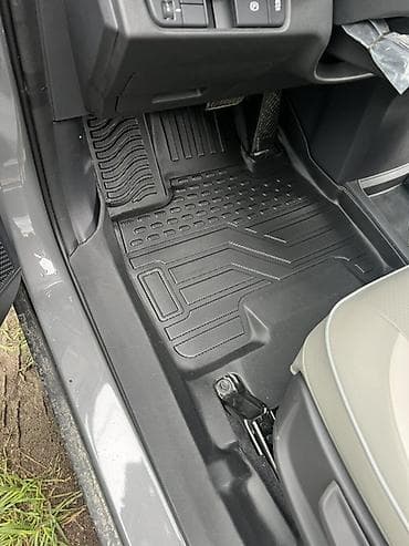 tesla 3: 3D Резиновые Полики Для салона Kia, цвет - Черный, Новый — 3