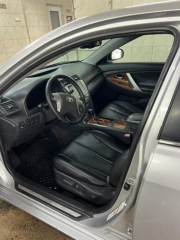 camry 2015: Toyota Camry: 2009 г., 2.4 л, Автомат, Газ, Седан — 1