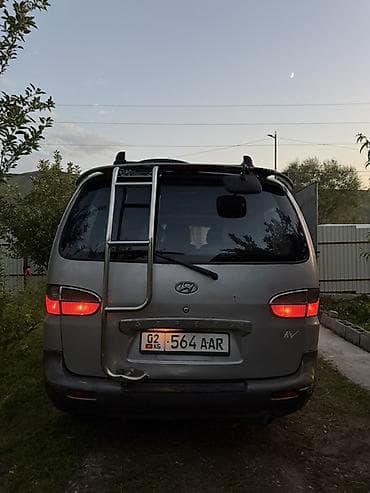 Hyundai Starex: 2001 г., Минивэн at lalafo.kg Hyundai Starex: 2001 г., Минивэн