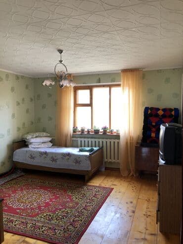 продаю 2х этажный дом: Дом, 220 м², 5 комнат, Собственник, Старый ремонт — 17
