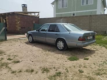 зеркала камри 55: Mercedes-Benz 260: 1989 г., 2.6 л, Механика, Бензин, Седан — 1