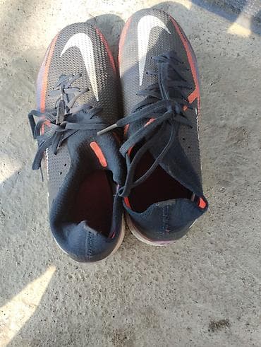 Спортивные сумки: Футбольные бутсы Nike Phantom - Серия: Phantom (надпись на боковой — 1