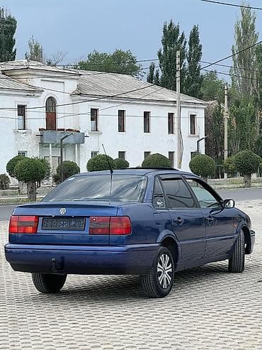 Volkswagen: Volkswagen Passat: 1991 г., 1.8 л, Механика, Седан — 3