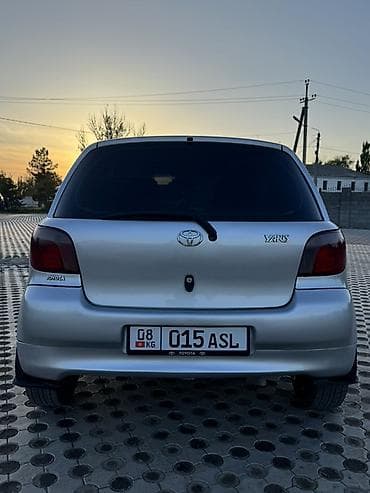 1000 к: Toyota Yaris: 1999 г., 1 л, Ручные, Бензин, Хэтчбэк — 4