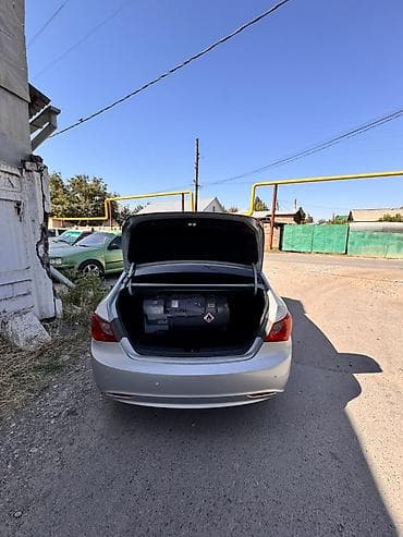 гольф первый: Hyundai Sonata: 2013 г., 2 л, Автомат, Газ, Седан — 8