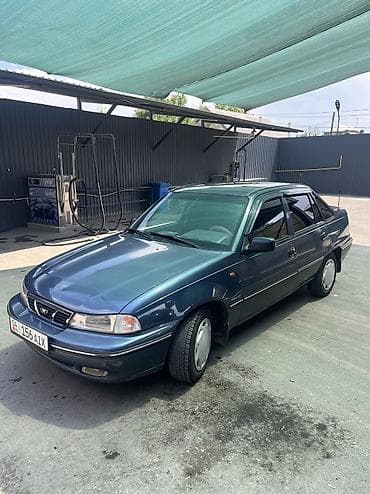 Daewoo Nexia: 2004 г., 1.5 л, Механика, Бензин, Седан