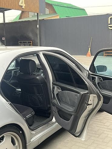 w211 e500: Mercedes-Benz E-Class: 2000 г., 2.6 л, Седан — 9