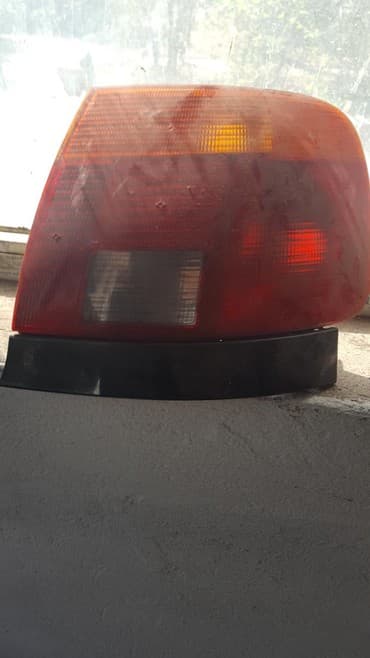 задний плафон на венто: Audi A4 правый плафон 95 год — 1