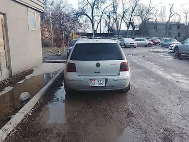 Volkswagen Golf: 1999 г., 1.8 л, Механика, Бензин, Хэтчбэк