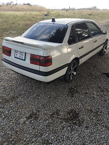 1994: Volkswagen Passat: 1994 г., 1.8 л, Механика, Газ, Седан — 2