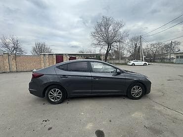 Транспорт: Hyundai Avante: 2019 г., Газ, Седан — 4