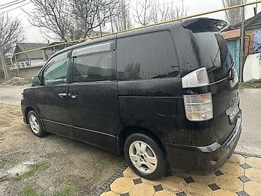 Toyota Voxy: 2003 г., Автомат, Бензин, Минивэн — 4