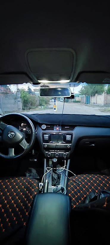 накитка чехол: Skoda Octavia: 2015 г., 1.6 л, Автомат, Газ, Седан — 5