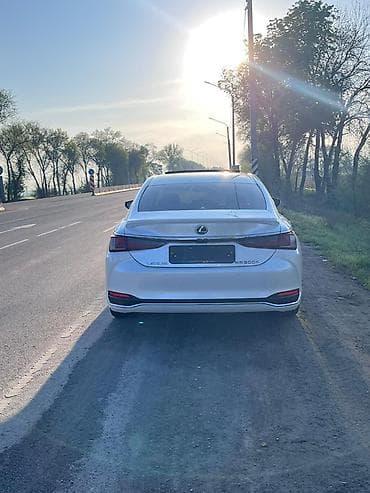 автокредит на бу авто бишкек: Lexus ES: 2019 г., 2.5 л, Гибрид, Седан — 4