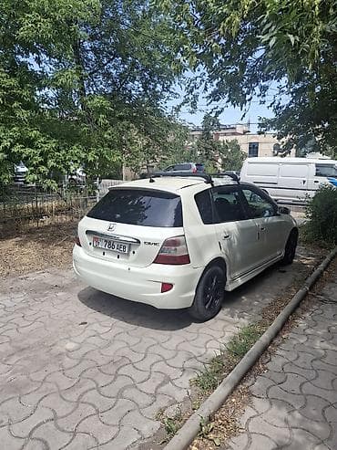 honda urv: Honda Civic: 2001 г., 1.6 л, Вариатор, Бензин, Хэтчбэк — 1