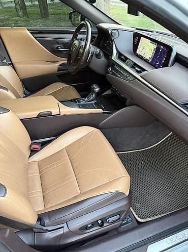 crv 5: Lexus ES: 2018 г., 2.5 л, Вариатор, Гибрид, Седан — 7