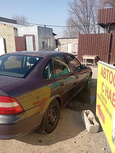 мото сатылат: Opel Vectra: 1996 г., 1.6 л, Механика, Бензин, Седан — 6
