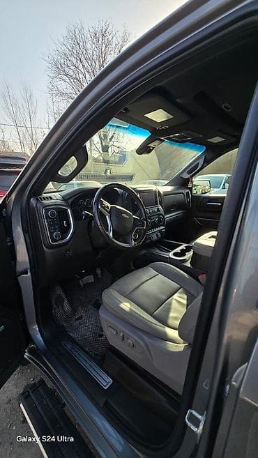 x 5: Chevrolet Silverado 1500: 2021 г., 5.3 л, Автомат, Бензин, Пикап — 9