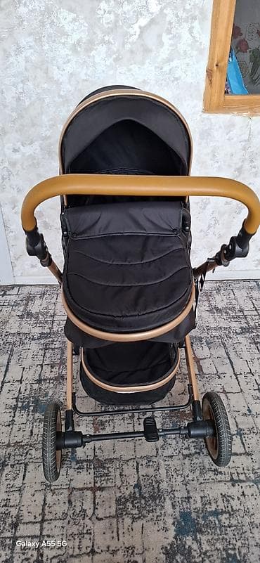 Детская коляска Belecoo, цвет: черный с золотистым шасси. Основные