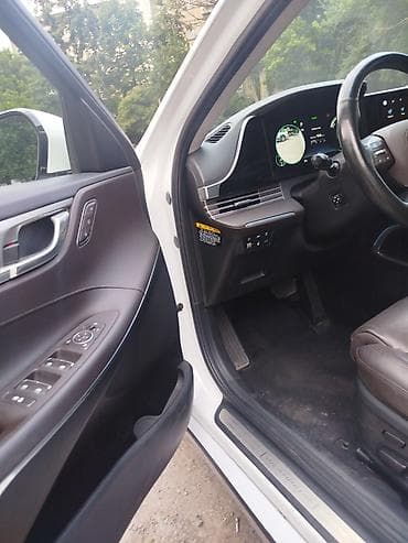 hundai: Hyundai Grandeur: 2020 г., 2.4 л, Автомат, Гибрид, Седан — 10