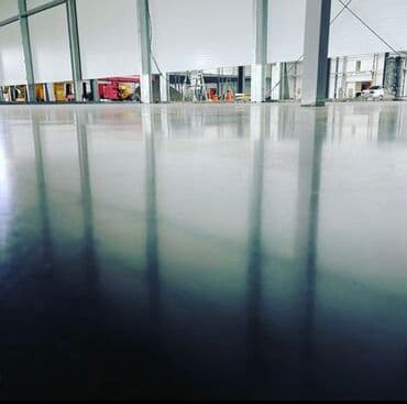 заливка пола: Стяжка Бесплатная консультация, Гарантия Больше 6 лет опыта — 9