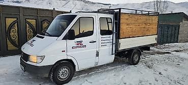 авто наклейка: Грузоперевозки на бортовом малотоннажном грузовике Состояние хорошее — 1