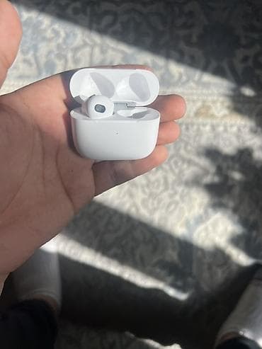 logitech g703: Продам беспроводной наушник (1 штука) Продаётся один наушник, второе — 1