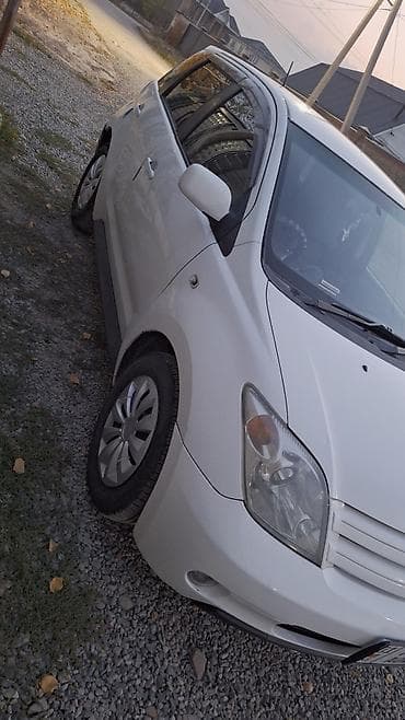 bcd com: Toyota Ist: 2002 г., 1.3 л, Автомат, Бензин, Хэтчбэк — 4