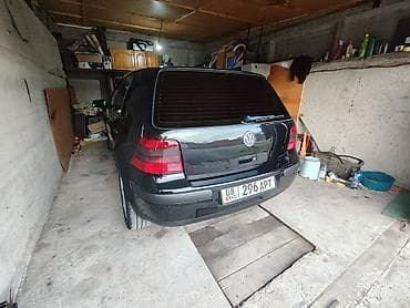 глф 2: Volkswagen Golf: 2002 г., 2 л, Механика, Бензин, Хэтчбэк — 1