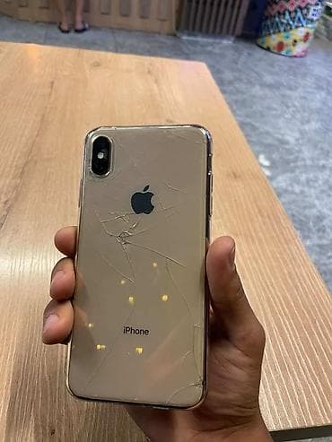ipxone x: IPhone Xs Max, Б/у, 64 ГБ, Серебристый, Чехол, 81 % — 1