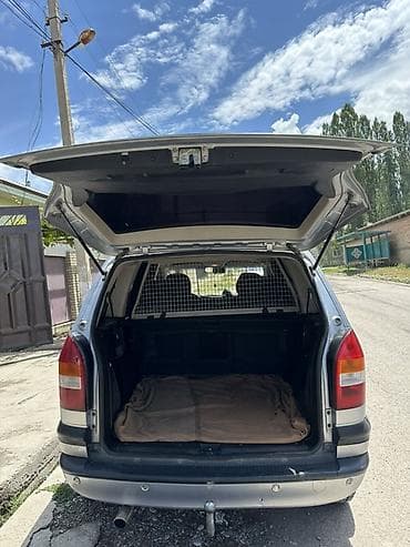 byd e6: Opel Zafira: 2001 г., 1.8 л, Механика, Бензин, Минивэн — 7