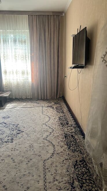 сдаю частный дом: Подселения менен жашаганга кыздар керек. Мадина базардын жанында — 1