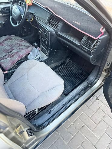 опел вектра с: Opel Vectra: 1997 г., 1.6 л, Механика, Бензин, Седан — 9