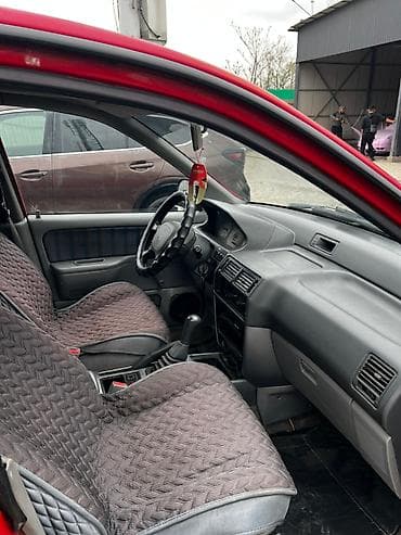 gilera runner: Mitsubishi Space Runner: 1991 г., 1.8 л, Механика, Бензин, Универсал — 5