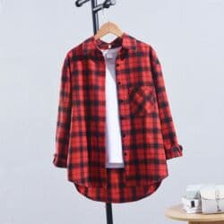 женские черные рубашки: Рубашка в клетку (красно‑черная), женская/унисекс - Крой: свободный — 2