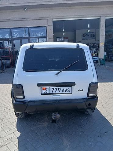 ВАЗ (ЛАДА) 4x4 Нива: 2000 г., 1.7 л, Механика, Бензин, Внедорожник