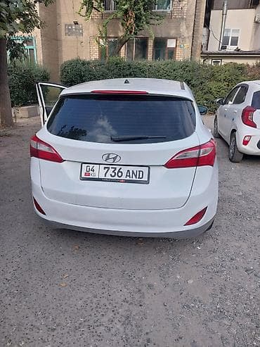 sprinter 4 4: Hyundai i30: 2016 г., 1.6 л, Механика, Бензин, Универсал — 6