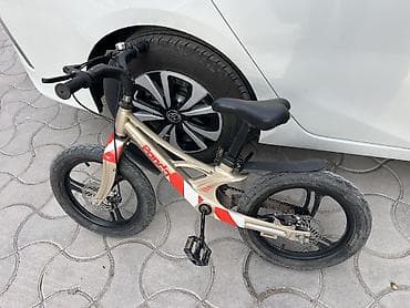 Детский велосипед, 2-колесный, 4 - 6 лет, Для мальчика, Б/у — 1