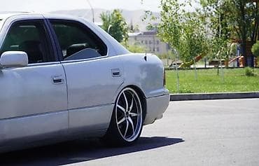 лент крузер: Lexus LS: 1995 г., 4 л, Автомат, Бензин, Седан — 7