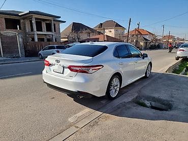 Toyota Camry: 2019 г., 2.5 л, Автомат, Бензин, Седан — 7