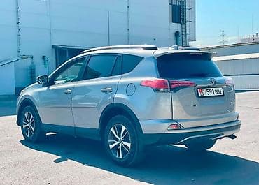 infinity fx35: Toyota RAV4: 2018 г., 2.5 л, Автомат, Бензин, Кроссовер — 5