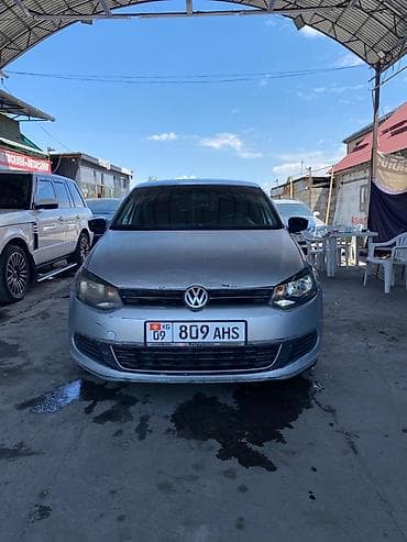 грузовой авто: Volkswagen Polo: 2013 г., Механика, Бензин, Седан — 1