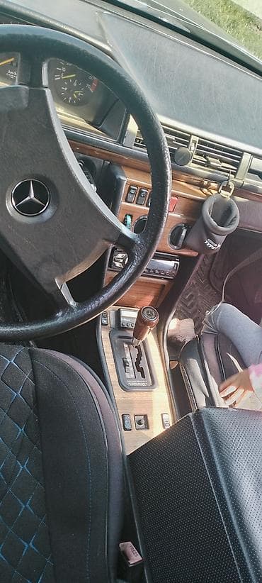 mers 212: Mercedes-Benz W124: 1991 г., 2.3 л, Автомат, Бензин, Универсал — 5