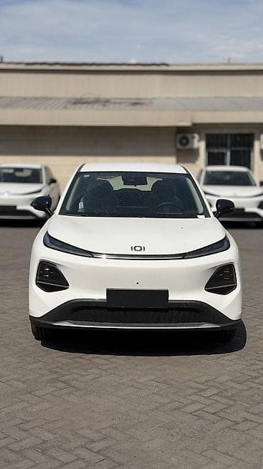 9: Changan Qiyuan Q05: 2026 г., 1.5 л, Робот, Электромобиль, Кроссовер — 2