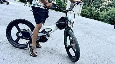 m max: Продаю, Детский велосипед Подходит для детей школьного возраста: 6-7-8 — 4