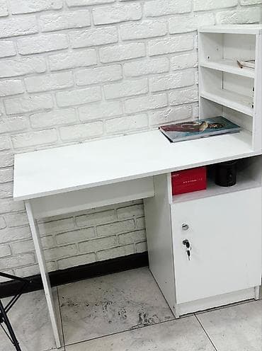 макияжный столик: Срочно продаю маникюрный стол — 1