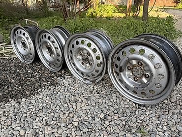 10 5j: Железные Диски R 15 Honda, Комплект, отверстий - 4, Б/у — 4